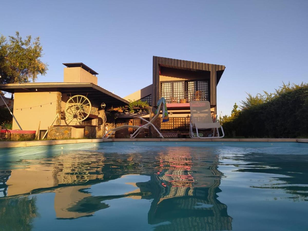 メンドーサ Casa Distintaヴィラ エクステリア 写真